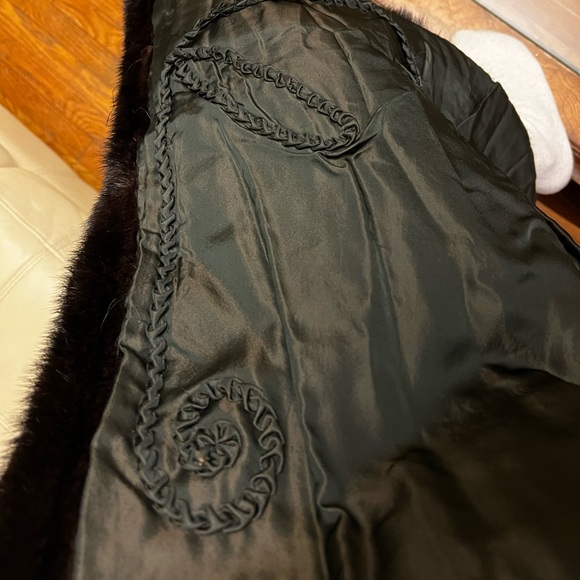 Genuine Rare Black Mink Coat - Picture 5 of 7